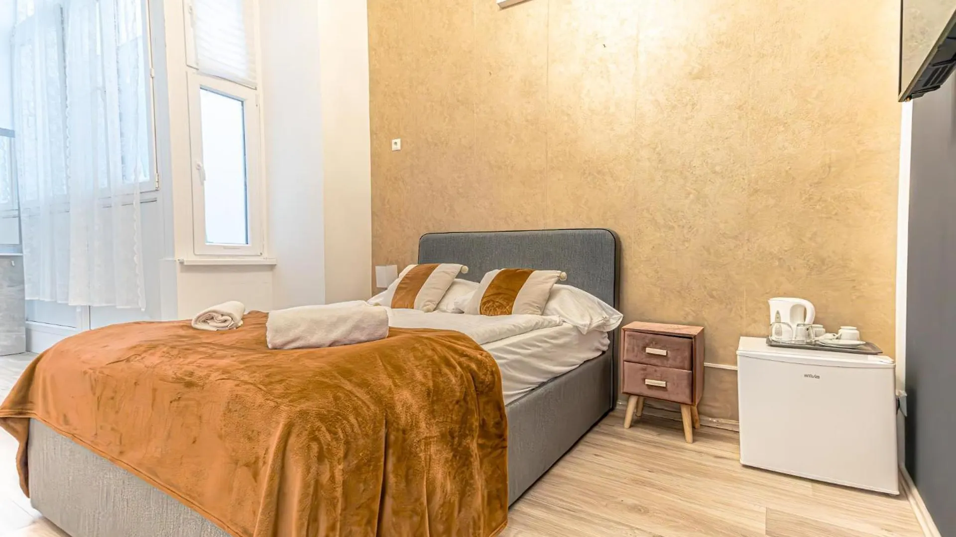 Superbly Central 9Br Complex Ideal For 25 People Viena Apartament