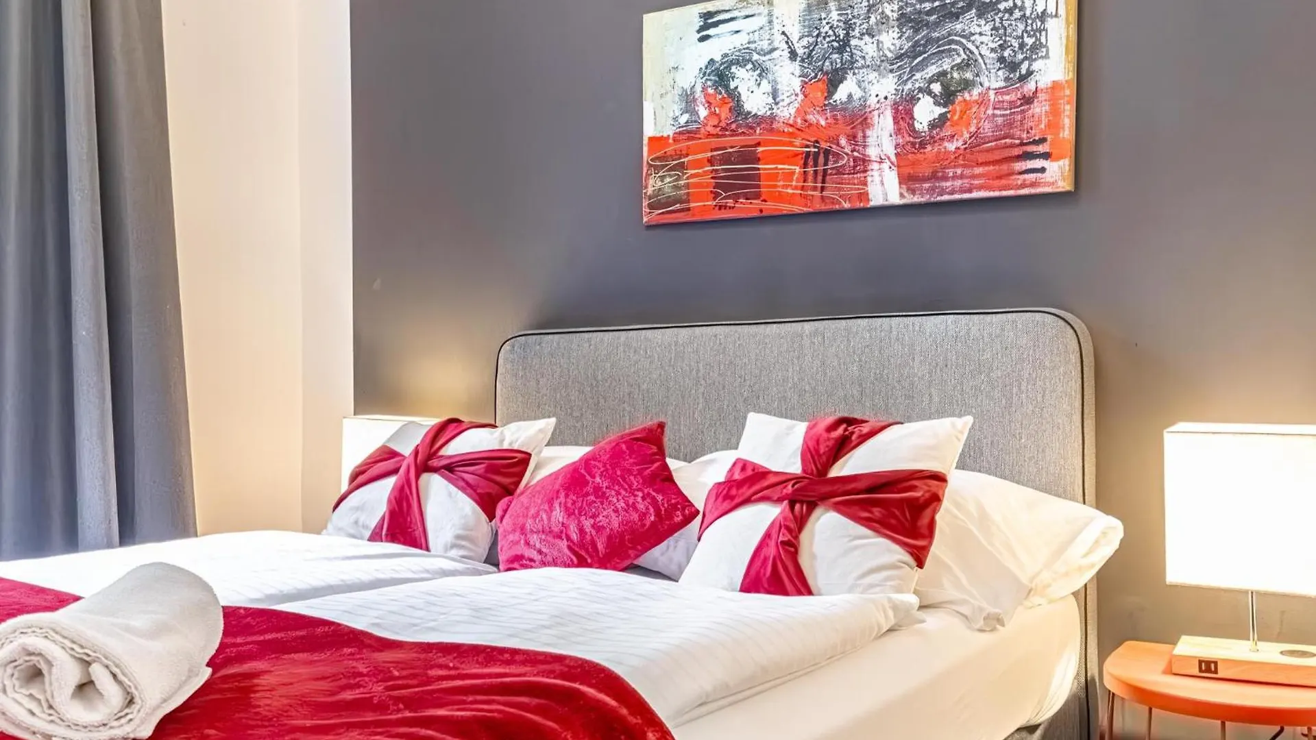 Superbly Central 9Br Complex Ideal For 25 People Viena Apartament
